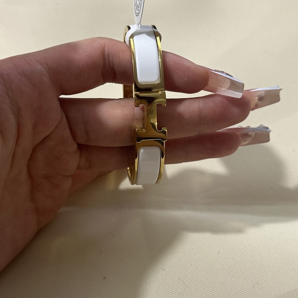 Hermès Buckle Enamel White Bracelet - Picture 3 of 6